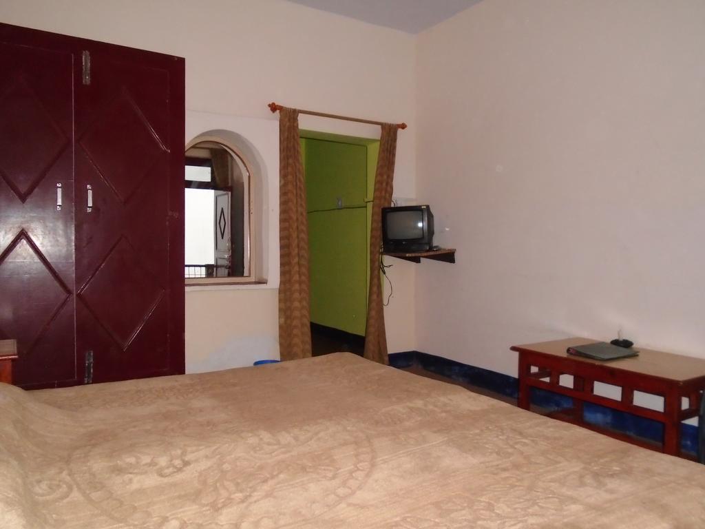 אלמורה New Dolma Hotel חדר תמונה