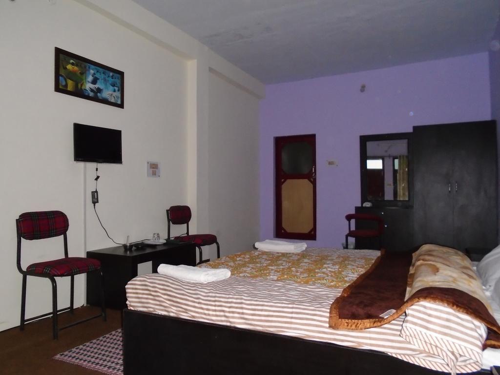 אלמורה New Dolma Hotel חדר תמונה